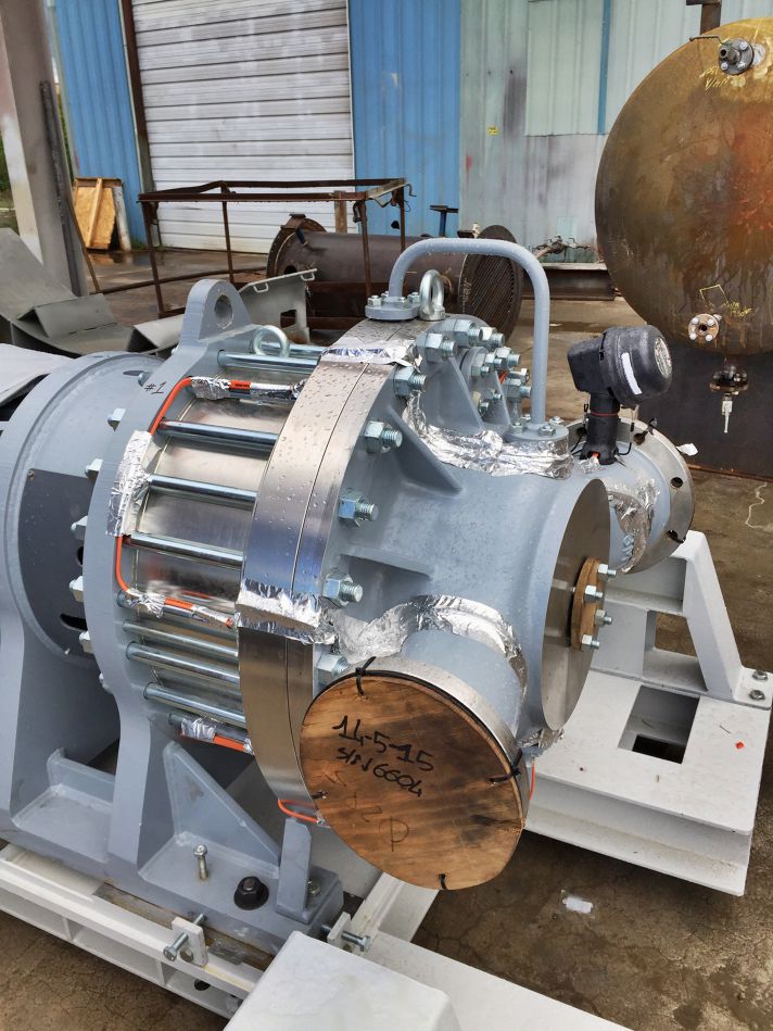 Stellar heat tracing installed on process piping at a plant site for process temperature control — documented project 1